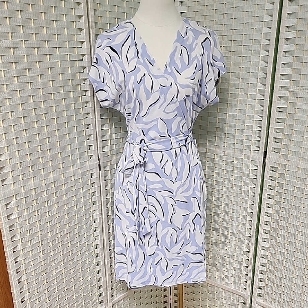 Elegant Summer Blue and White Mini Dress, V-neck, Sz. Medium